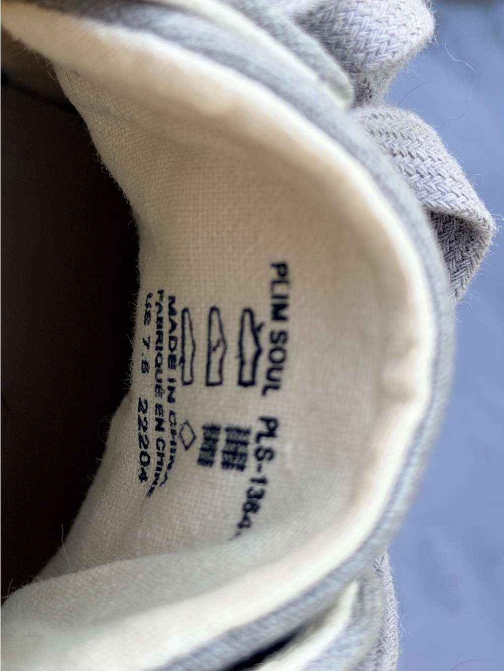 Taos Star Sneaker - Light Grey Canvas Shoe - Picture 4 of 10